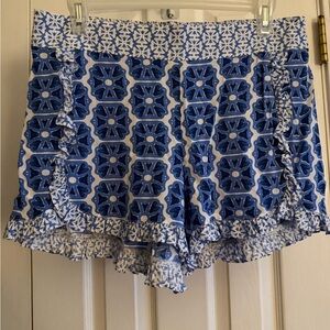 Vineyard Vines Blue and White Patterned High Waist Shorts